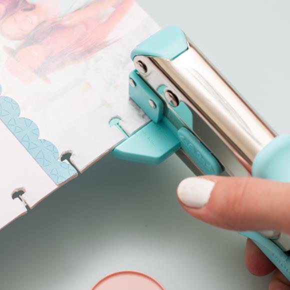 We R Memory Keepers - Crop-A-Dile Disc Power Punch Tool