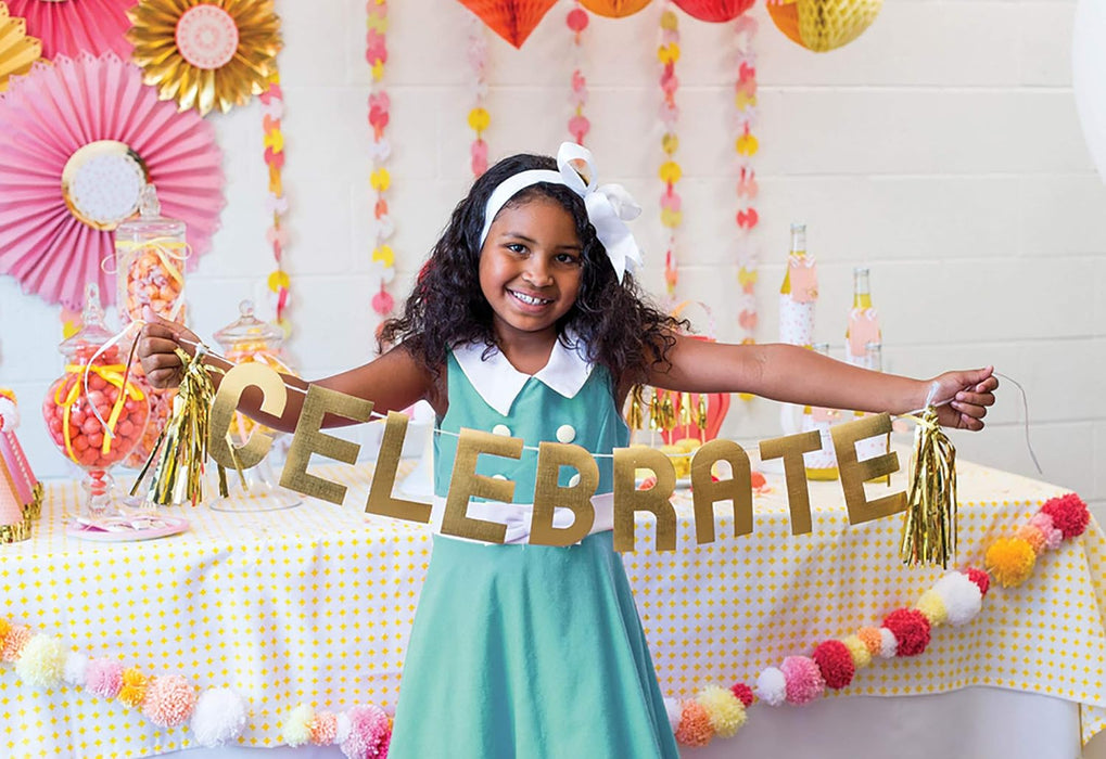 We R Memory Keepers - Alphabet Punch Board