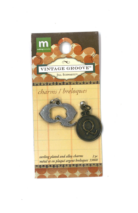 Making Memories Jill Schwartz - Vintage Groove Charms - Alpha Letter - Q