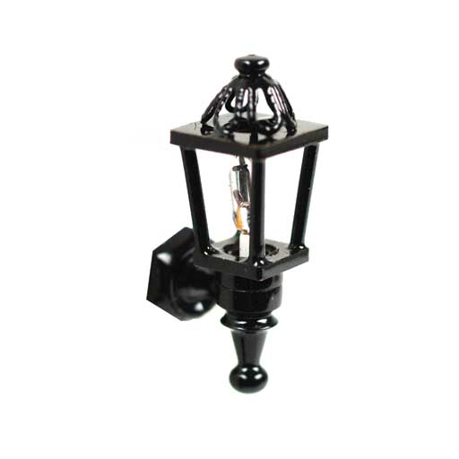 Houseworks - Dollhouse Lighting - Black Coach Lamp - 1/2 Inch Scale