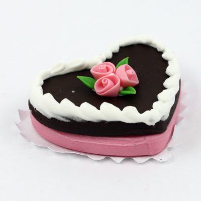 Darice - Timeless Mini's - Heart Chocolate Cake