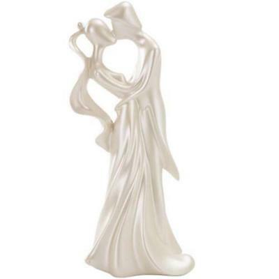 Wilton - Cake Topper - The First Kiss