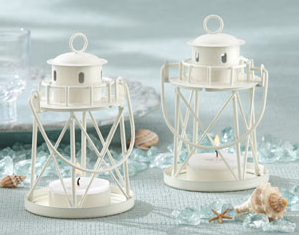 Kate Aspen – Lighthouse Lantern - White