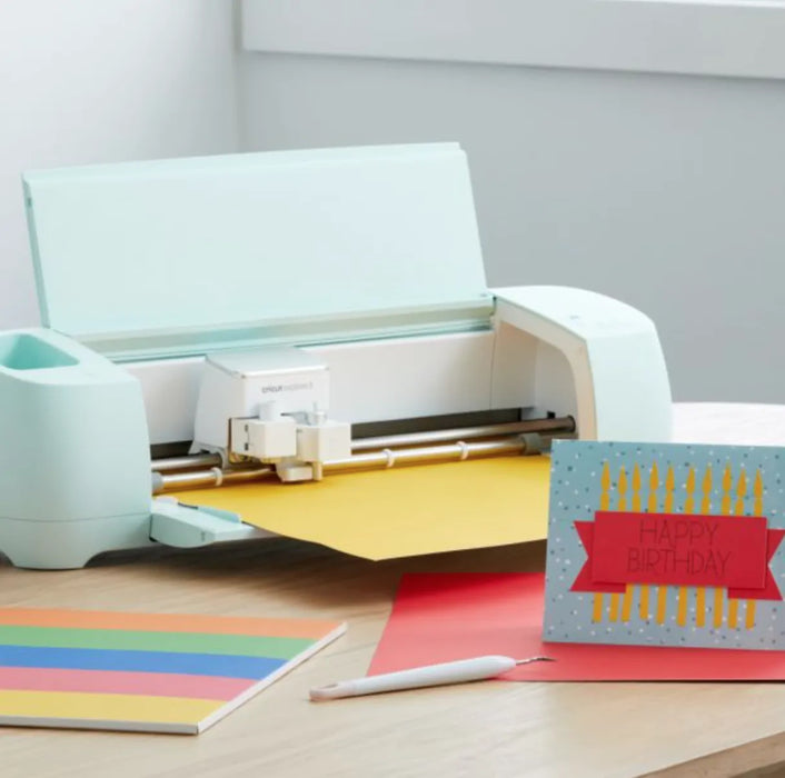 Cricut Explore 3 - Doodles Professional Series Heat Press Bundle (XL Slide-Out Tray) - PLUS WORKSHOP